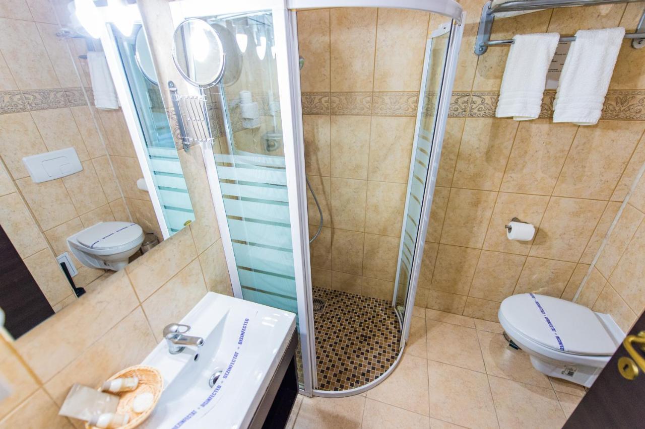 Hotel Prestige Mamaia Eksteriør billede