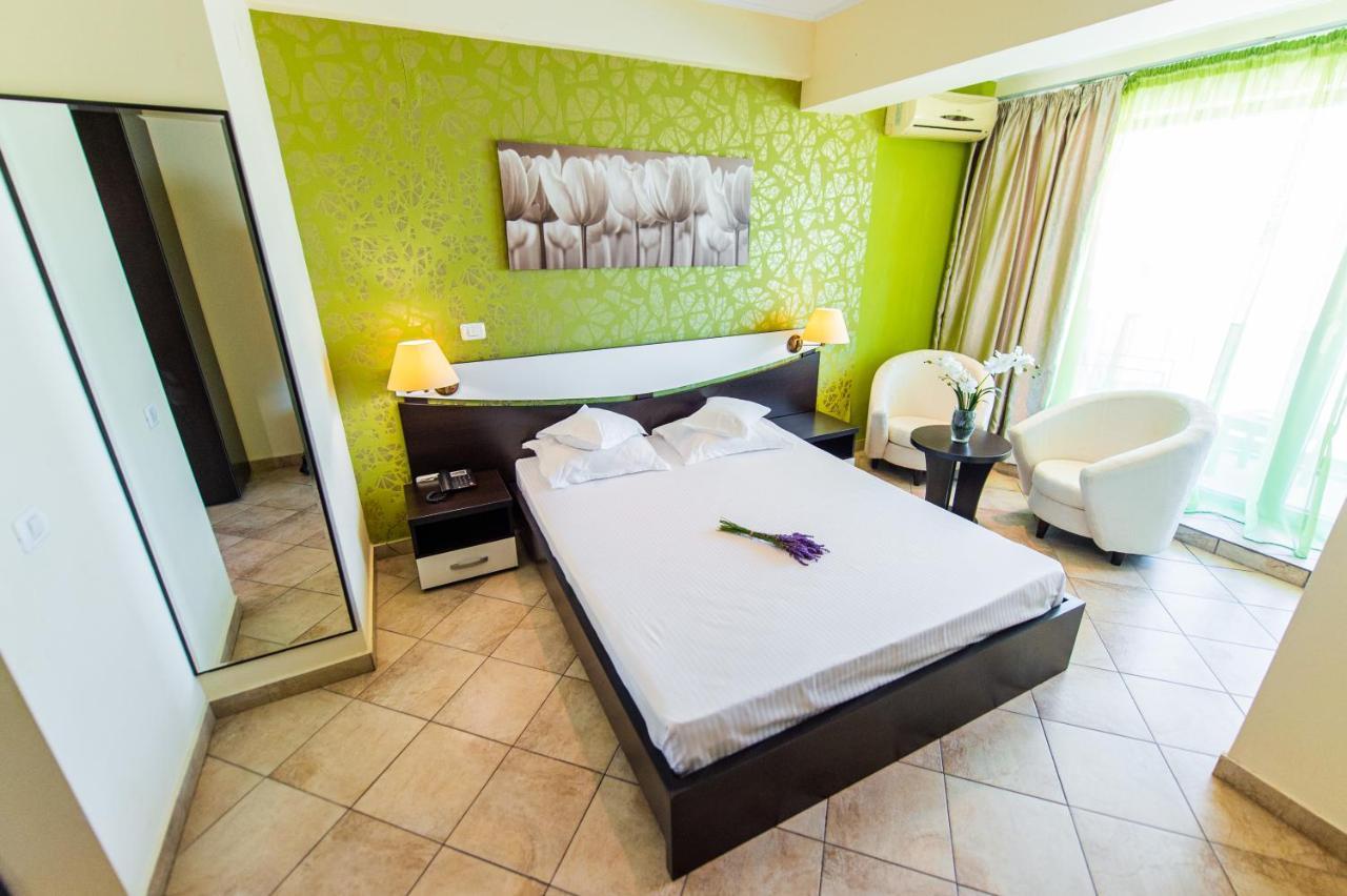 Hotel Prestige Mamaia Eksteriør billede