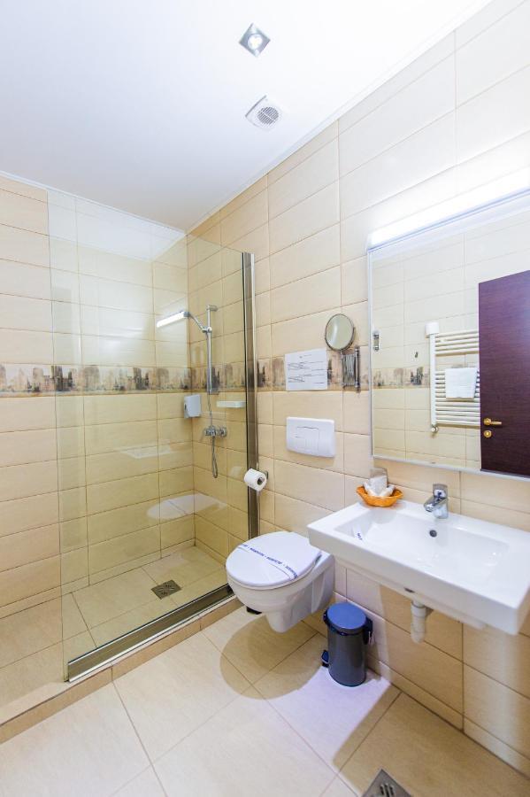 Hotel Prestige Mamaia Eksteriør billede
