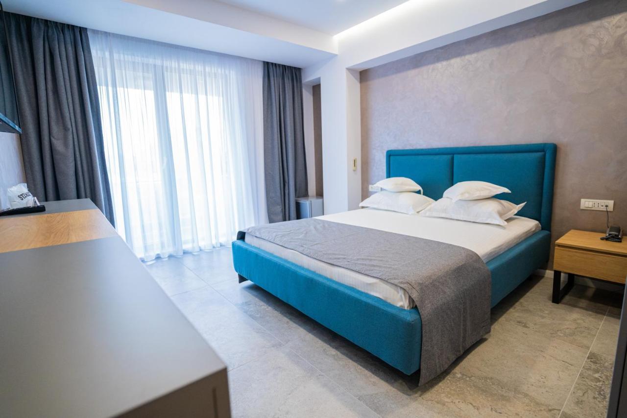 Hotel Prestige Mamaia Eksteriør billede