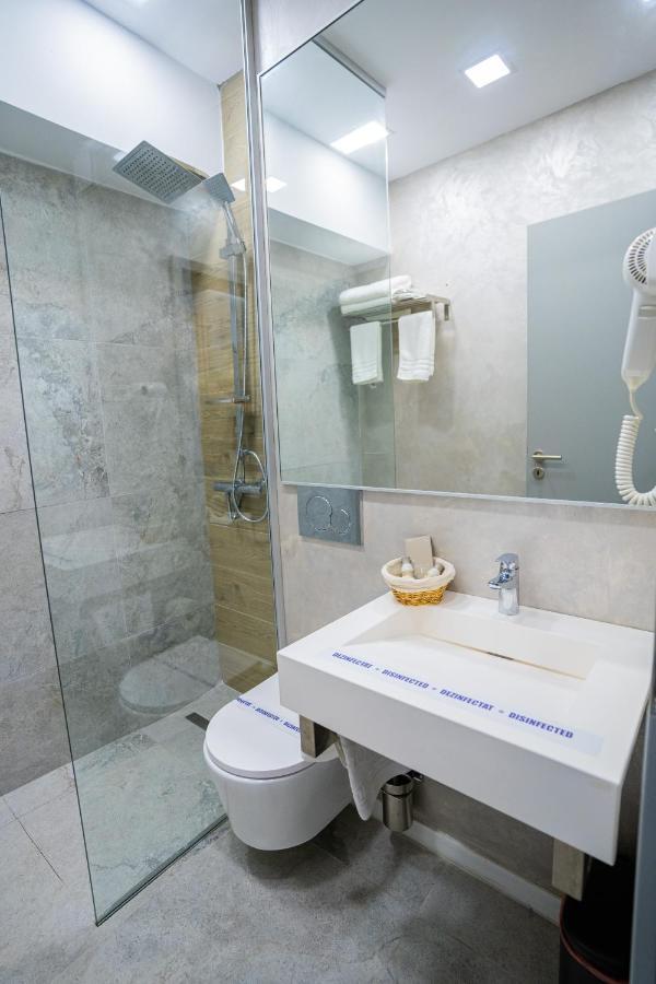 Hotel Prestige Mamaia Eksteriør billede