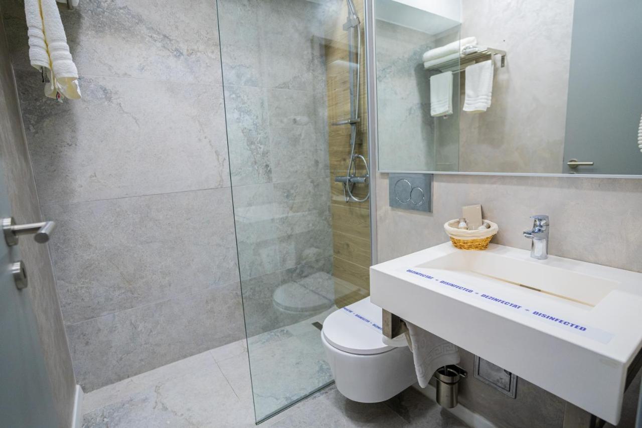 Hotel Prestige Mamaia Eksteriør billede