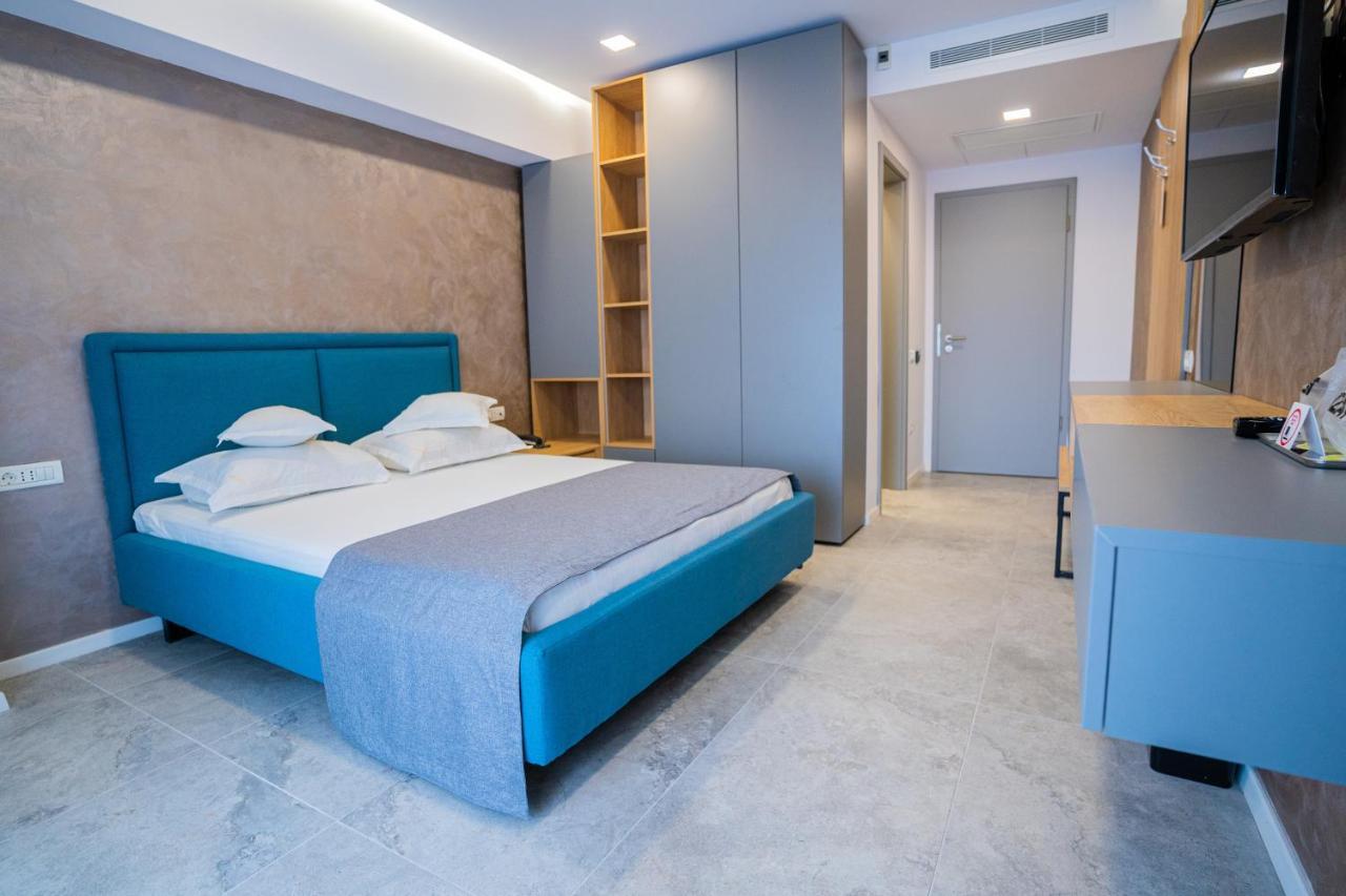 Hotel Prestige Mamaia Eksteriør billede